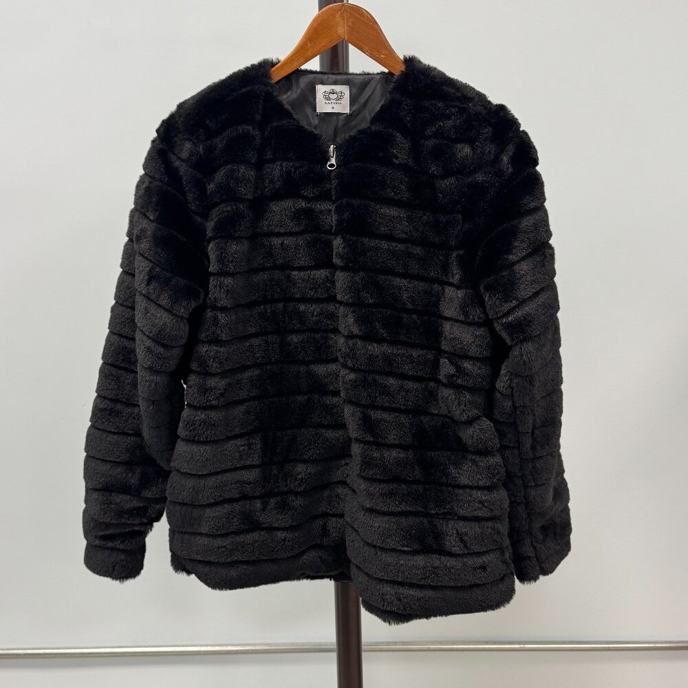 Katydid Black Faux Fur Zip Coat Size Small